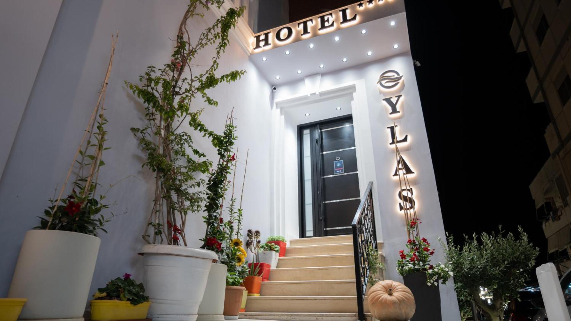 Hotel Saly Durres Bagian luar foto