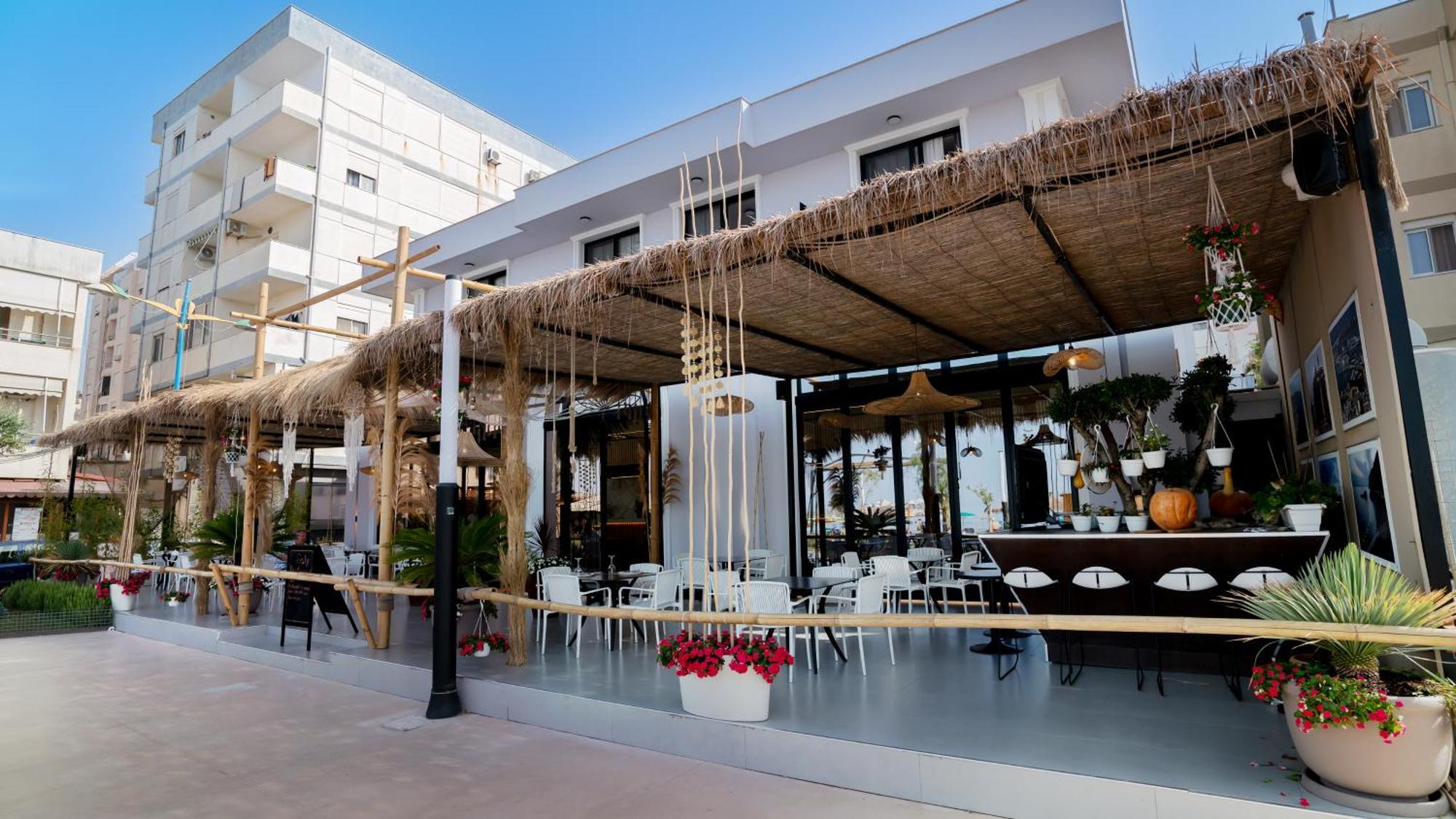 Hotel Saly Durres Bagian luar foto
