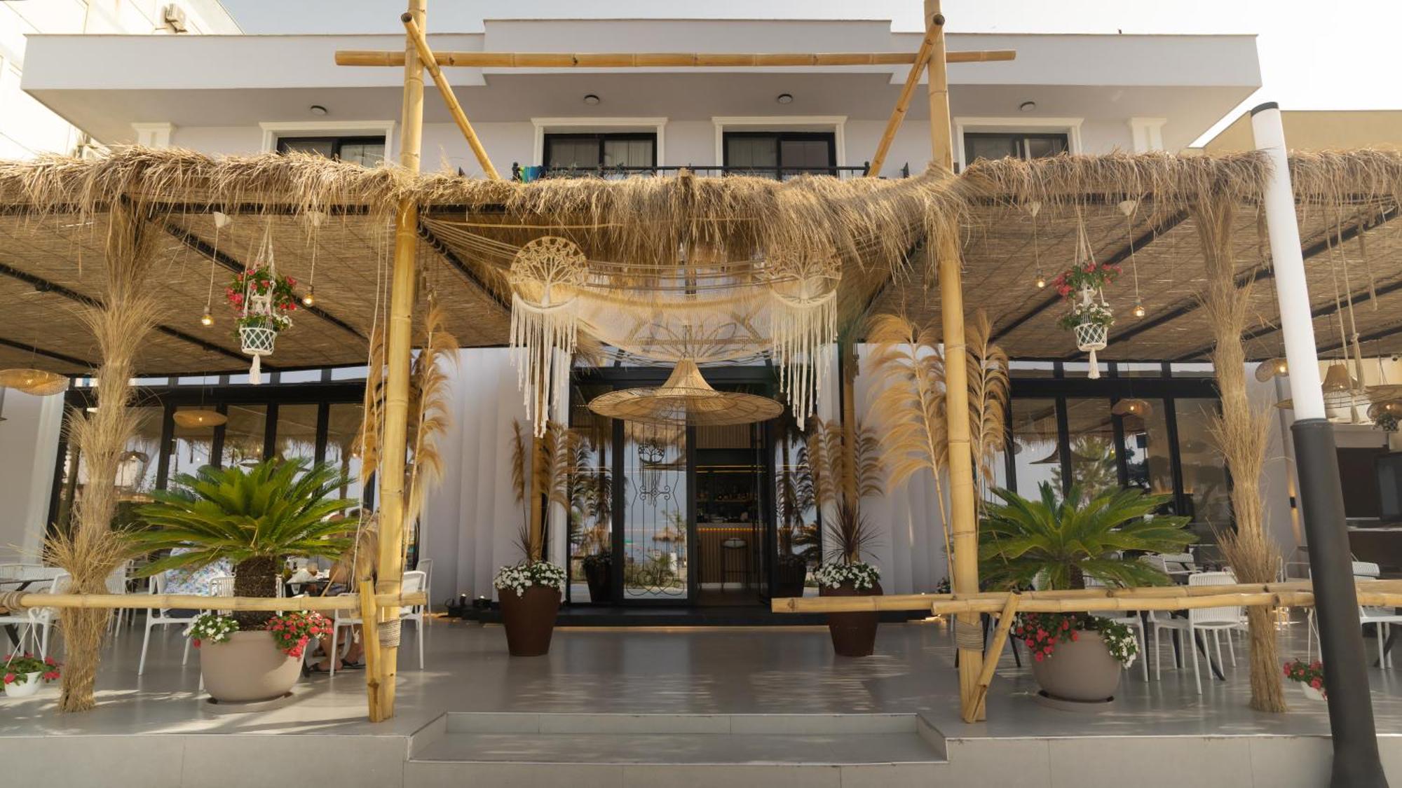 Hotel Saly Durres Bagian luar foto