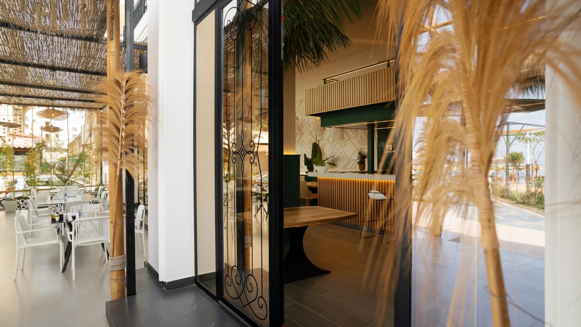 Hotel Saly Durres Bagian luar foto